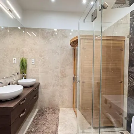 דירה Dohany Dreamy Delight Next To Synagogue בודפשט