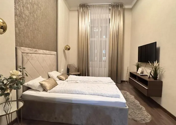 Dohany Dreamy Delight Next To Synagogue Apartment Budapest
